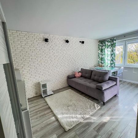 Apartament By Wyszynskiego Street Apartment Конин Екстериор снимка